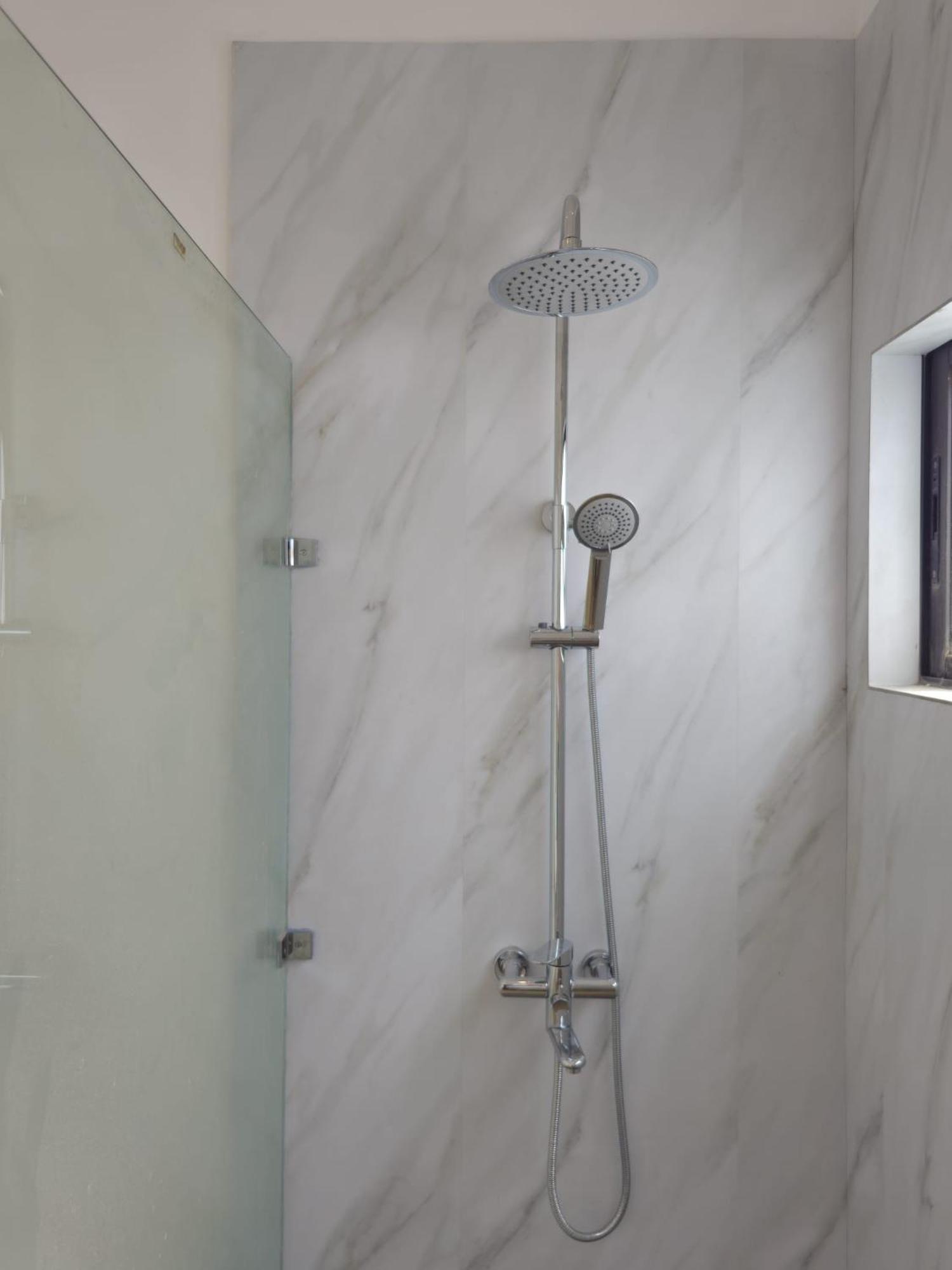Modern Villa In Grand Bay - Short Walk To Beach Екстериор снимка