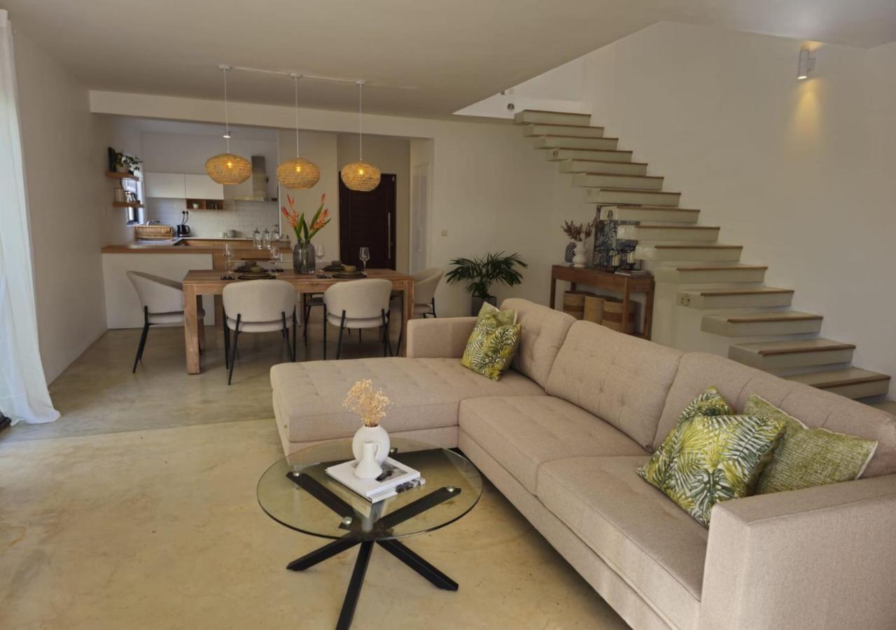 Modern Villa In Grand Bay - Short Walk To Beach Екстериор снимка