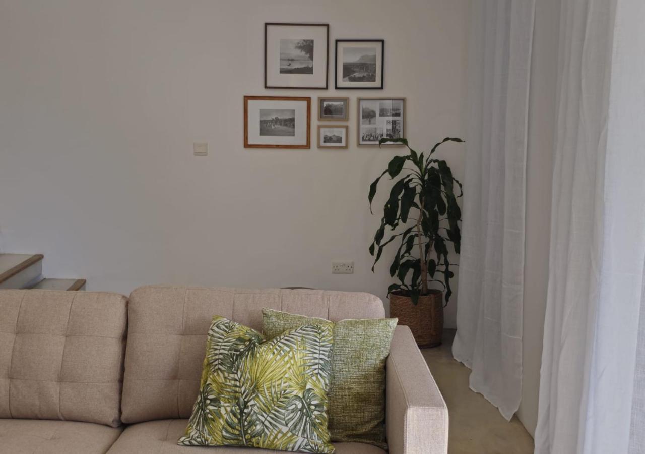 Modern Villa In Grand Bay - Short Walk To Beach Екстериор снимка