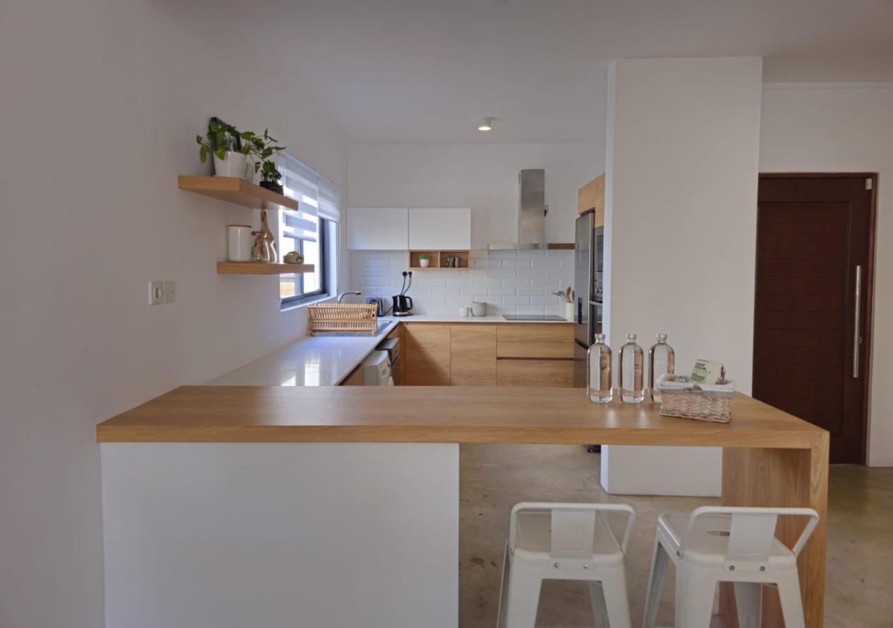Modern Villa In Grand Bay - Short Walk To Beach Екстериор снимка