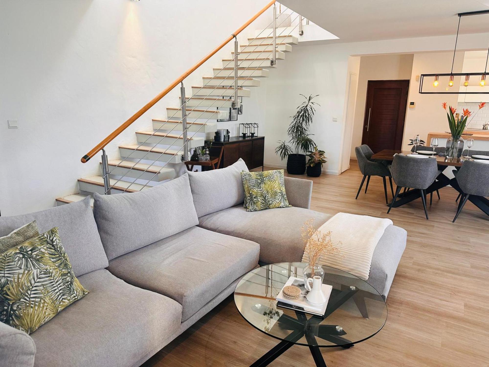 Modern Villa In Grand Bay - Short Walk To Beach Екстериор снимка