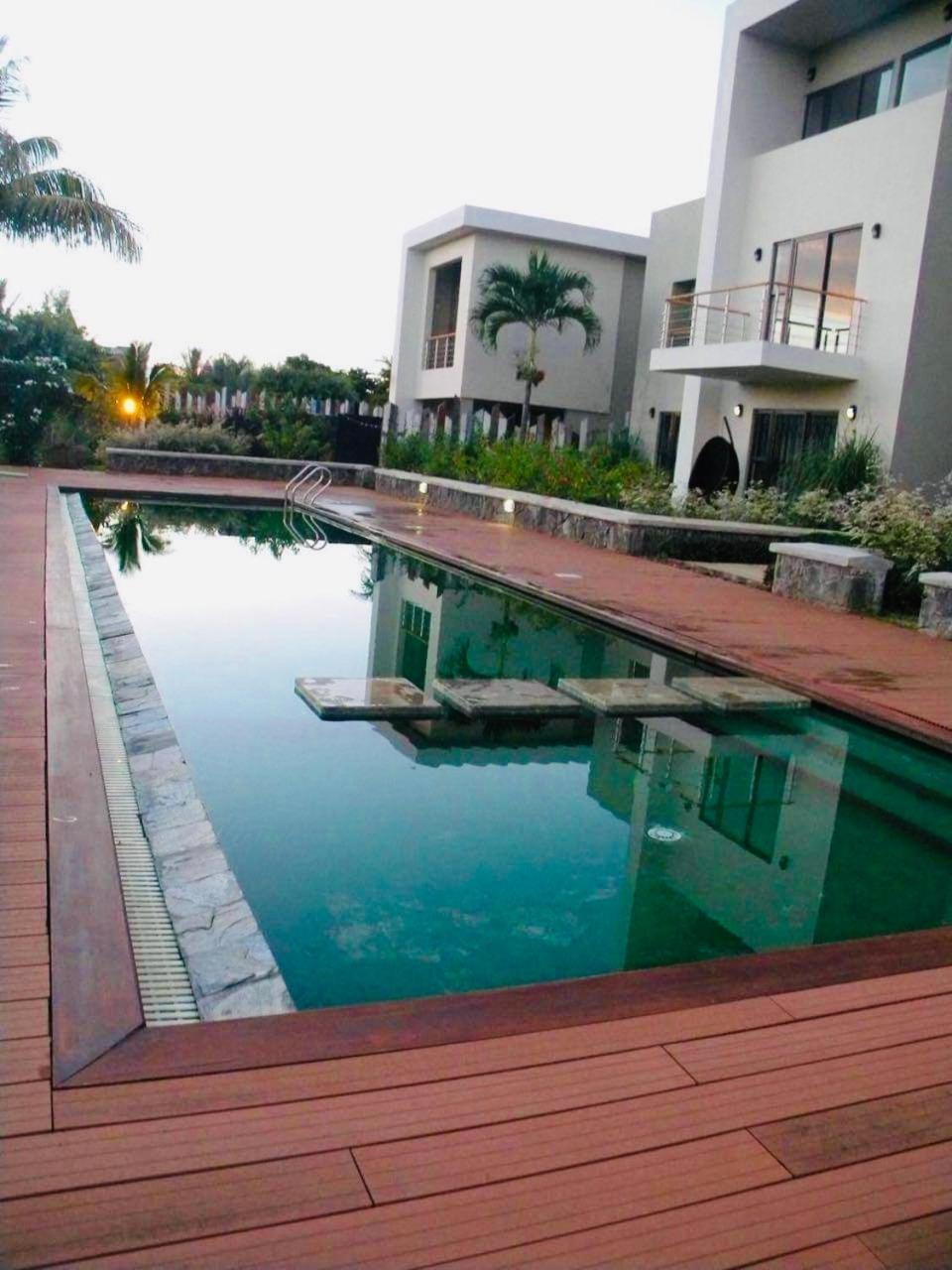 Modern Villa In Grand Bay - Short Walk To Beach Екстериор снимка
