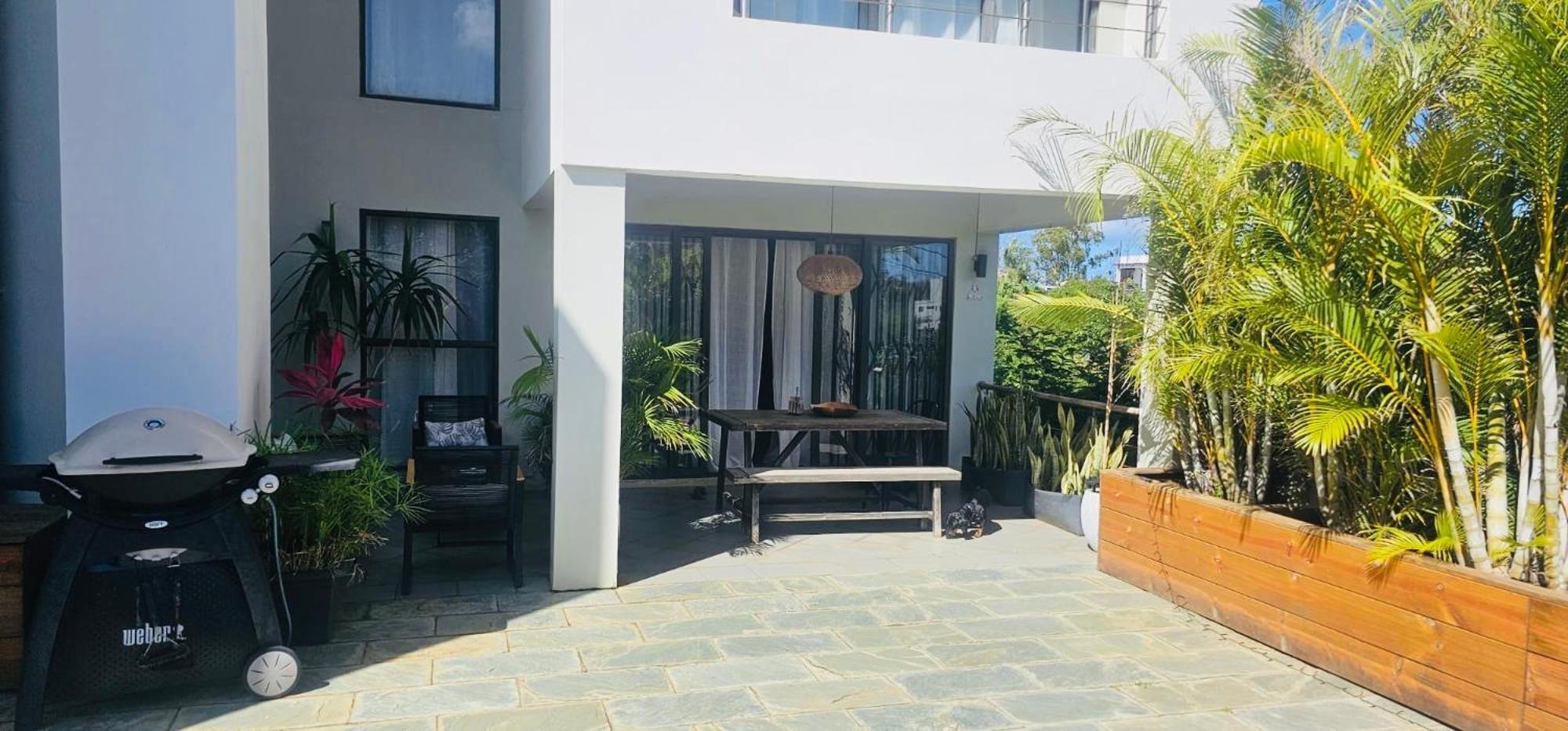 Modern Villa In Grand Bay - Short Walk To Beach Екстериор снимка